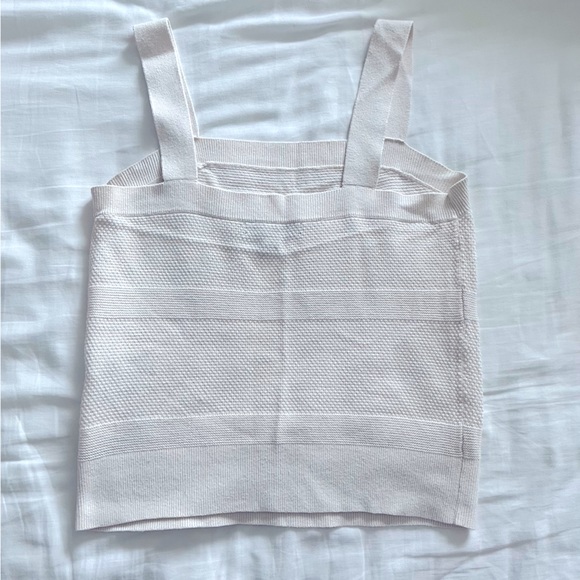 BANANA REPUBLIC knit top - Picture 2 of 2